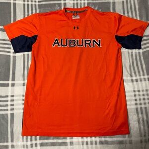 UNDER ARMOUR Auburn Tigers Men’s Short Sleeve Athletic Shirt (Size -M)